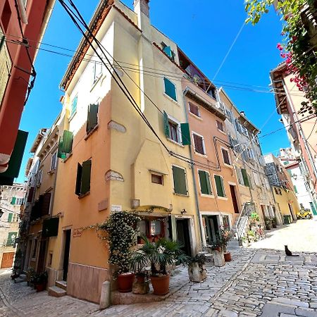 Guesthouse Casa Vittoria Rovinj Exterior photo